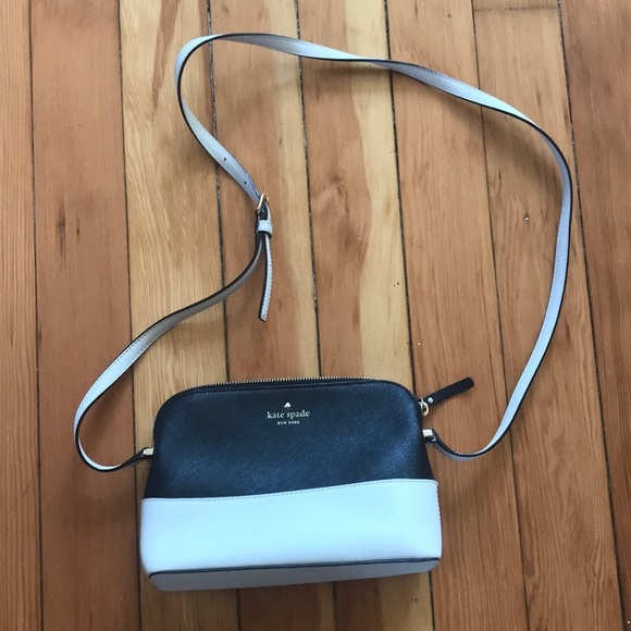 kate spade Handbags - Kate Spade black and Cream purse